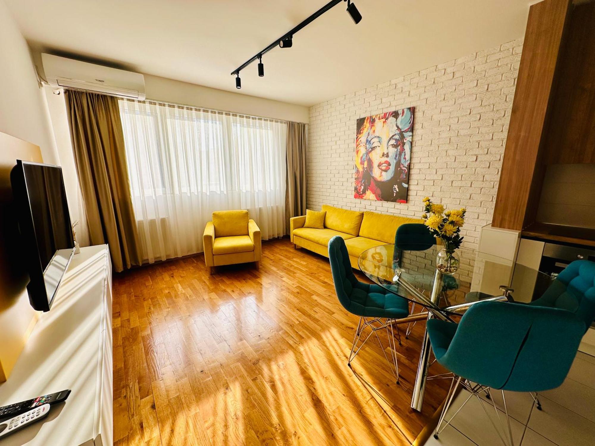 Central Apartment Скопье Экстерьер фото